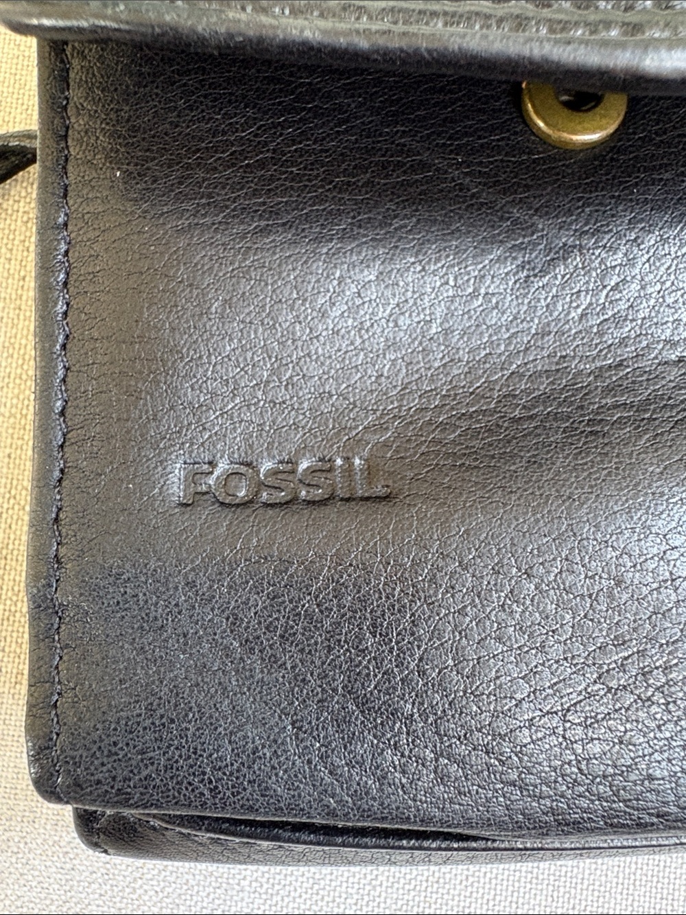Fossil Black Leather Wristlet Wallet - Picture 5 of 5